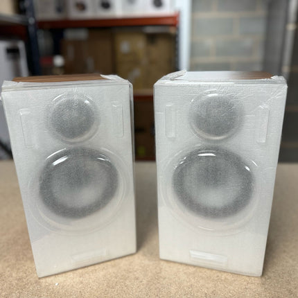 Bowers & Wilkins 607 S3 Bookshelf Speakers Oak, Trade in, Grade A