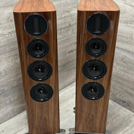 Wharfedale Aura 3 Floorstanding Speakers Walnut Grade B (small scratch, no feet)