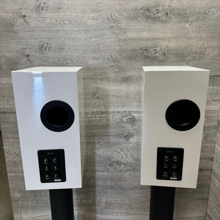 KEF R3 Meta, White Gloss, Trade in, Grade A (not in original box)